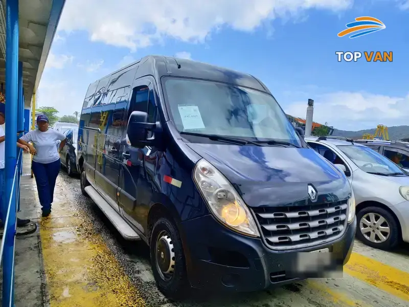 Van Master em viagem